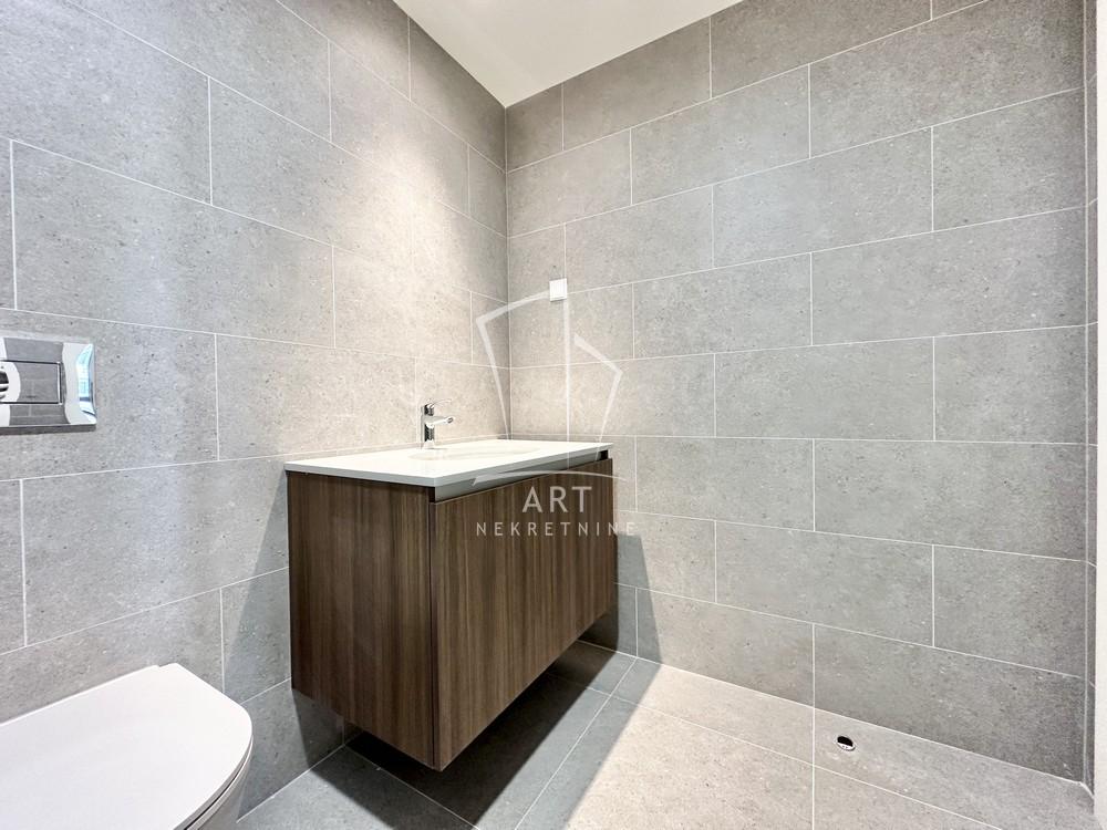 Slika 11 - Luke Ćelovića Trebinjca, Trosoban stan na prodaju, 78m2, 345.000€