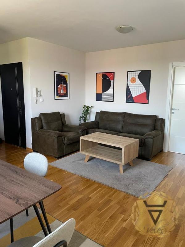 Glavna slika -Dvoiposoban stan za izdavanje, 62m2, 650€