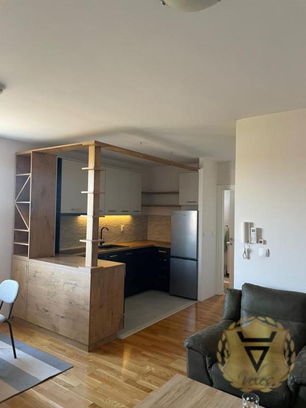 Slika 5 - Dvoiposoban stan za izdavanje, 62m2, 650€