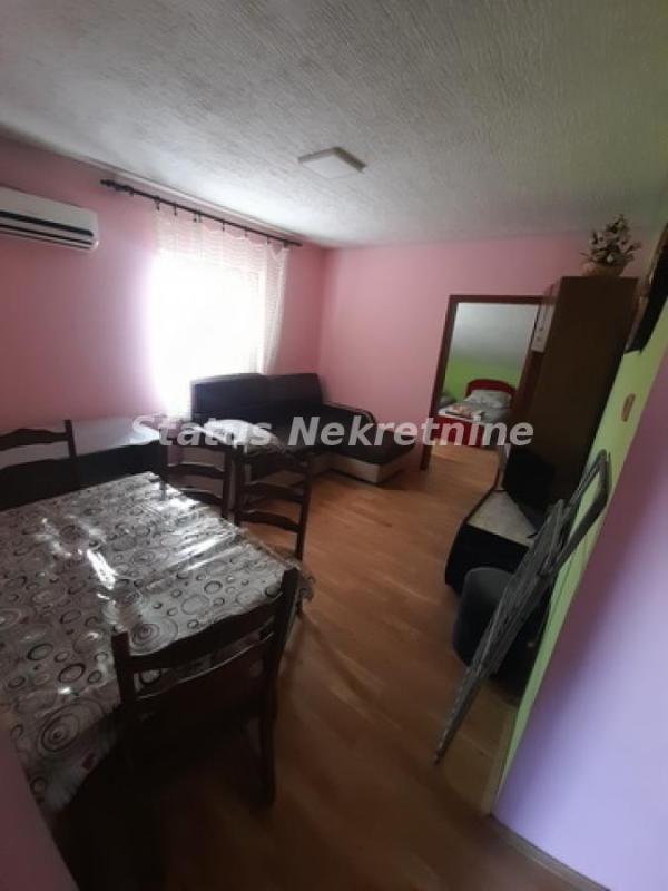 Glavna slika -Trosoban stan za izdavanje, 50m2, 150€