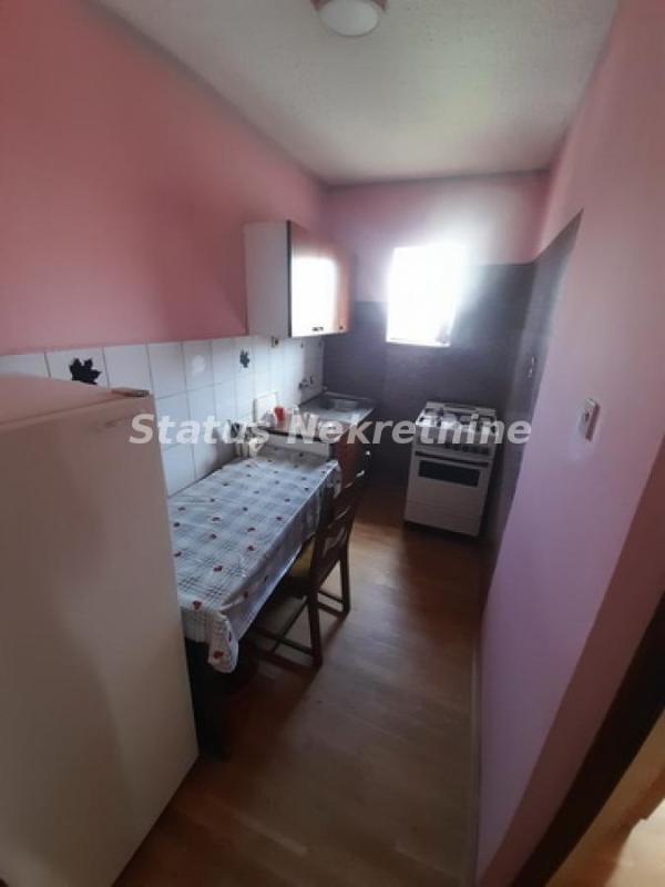 Slika 4 - Trosoban stan za izdavanje, 50m2, 150€