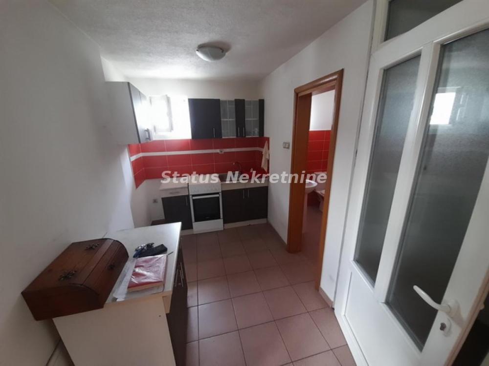 Slika 4 - Trosoban stan za izdavanje, 50m2, 450€