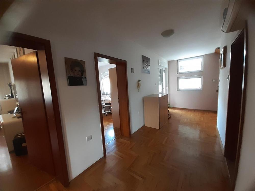 Slika 3 -  Kuća na prodaju, 230m2, 257.500€