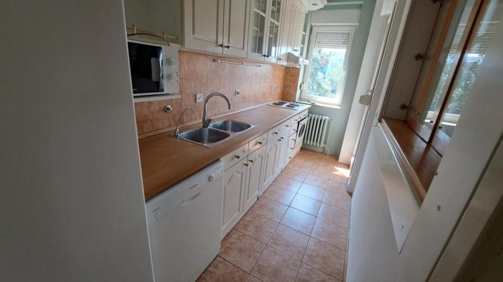 Slika 3 - Četvorosoban stan za izdavanje, 103m2, 900€