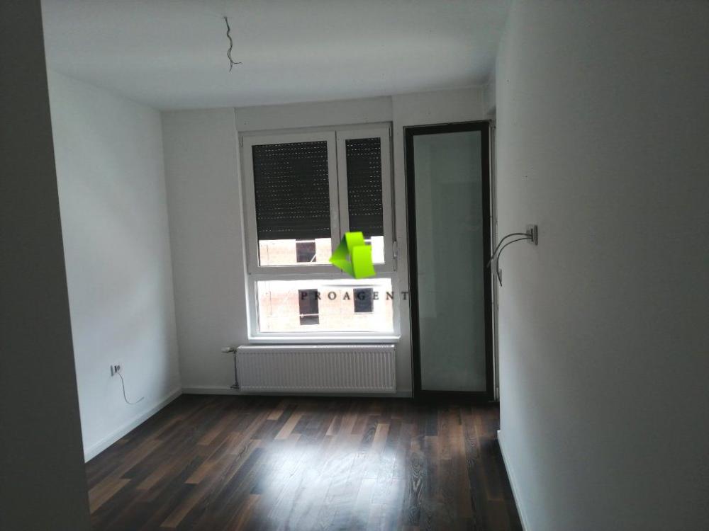 Slika 1 - Dvoiposoban stan za izdavanje, 60m2, 400€