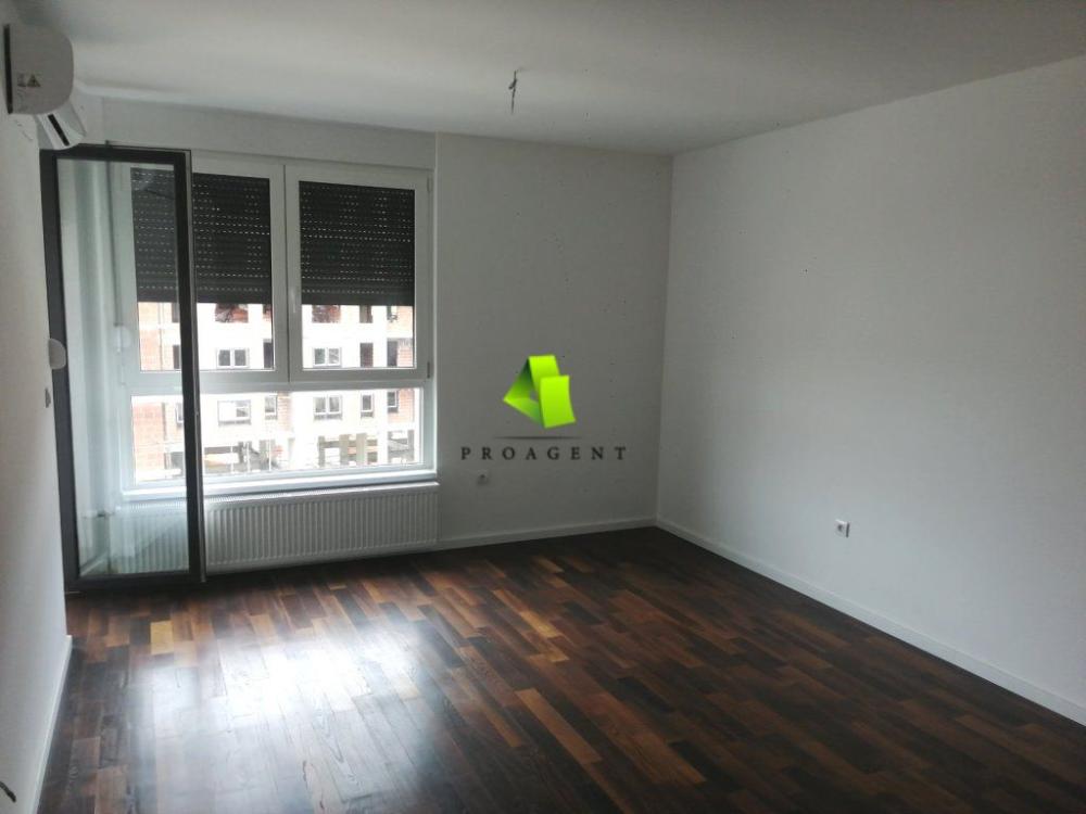 Slika 2 - Dvoiposoban stan za izdavanje, 60m2, 400€