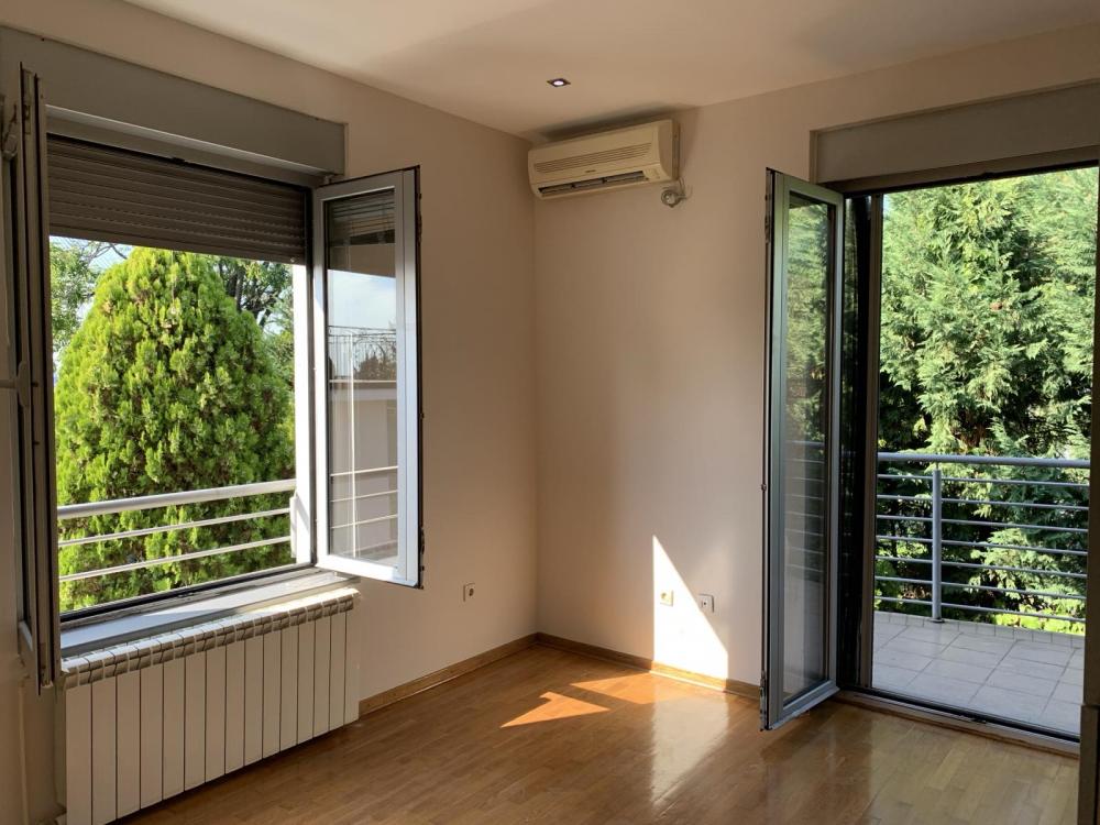Slika 6 - Drinička, Kuća za izdavanje, 220m2, 2.800€