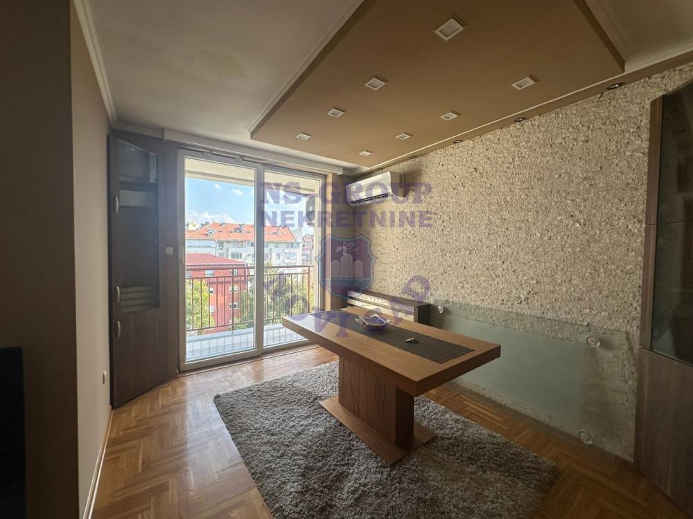 Slika 1 - Četvorosoban stan na prodaju, 103m2, 309.000€