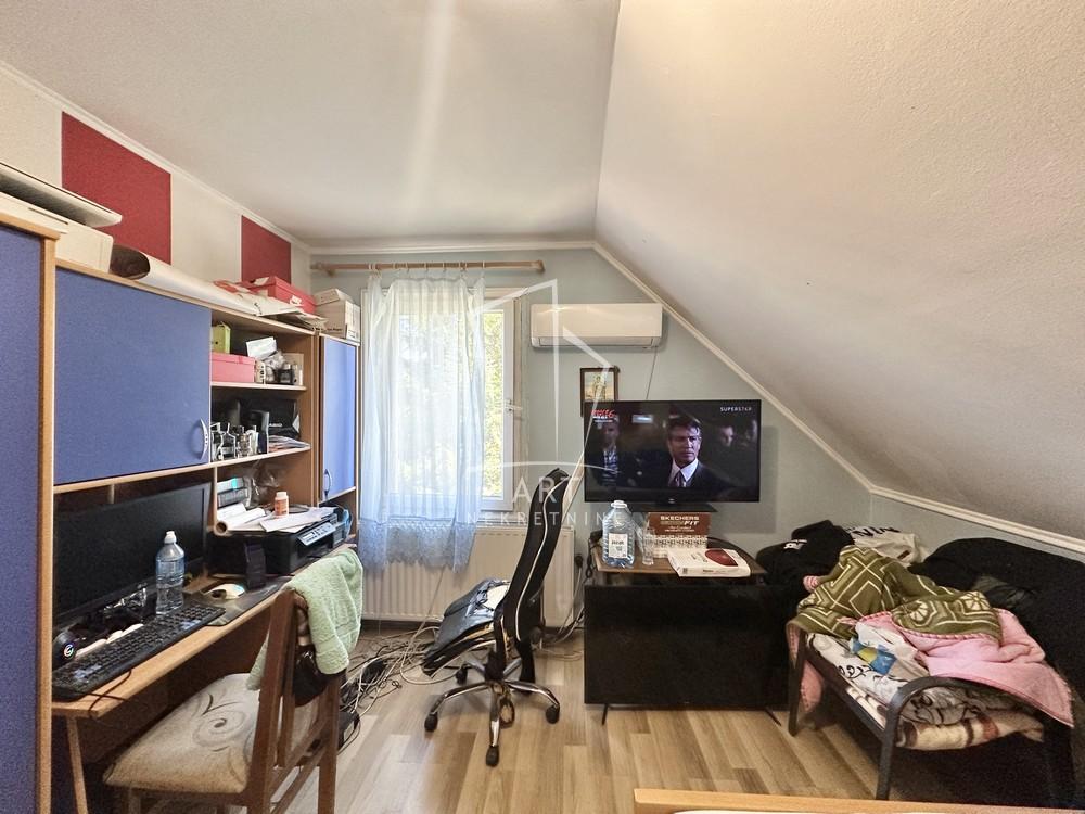 Slika 9 - Milenka Zablaćanskog,  Kuća na prodaju, 333m2, 229.000€