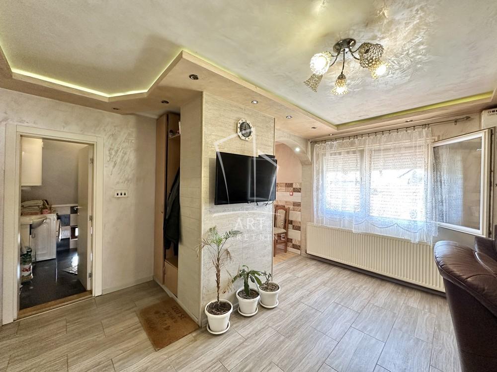 Slika 3 - Milenka Zablaćanskog,  Kuća na prodaju, 333m2, 229.000€