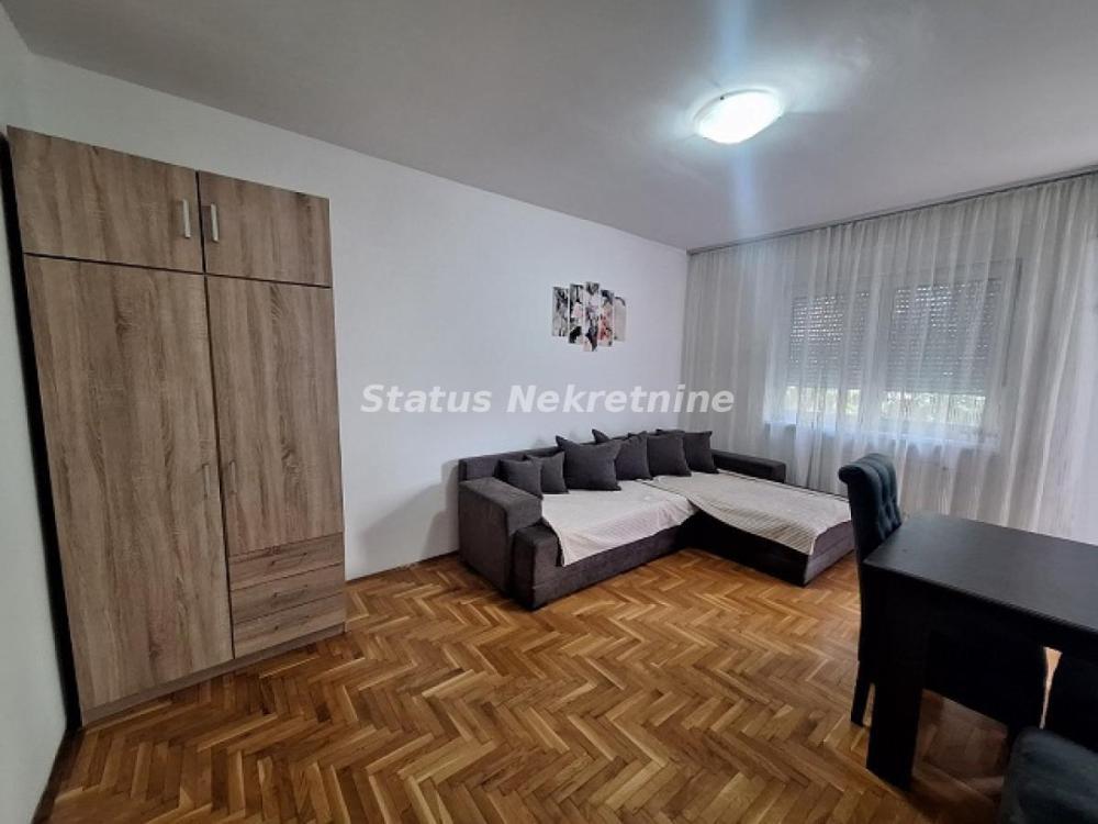 Glavna slika -Jednoiposoban stan za izdavanje, 36m2, 400€