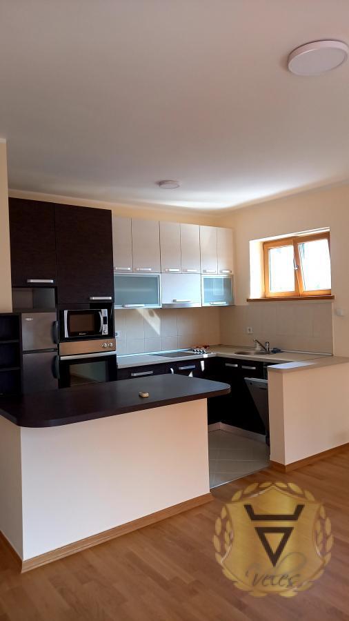 Glavna slika -Četvorosoban stan za izdavanje, 115m2, 1.000€