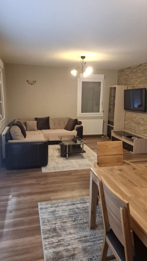 Slika 7 -  Kuća za izdavanje, 100m2, 1.000€