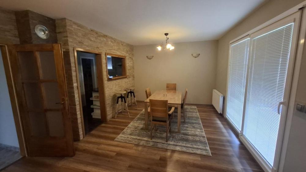 Slika 2 -  Kuća za izdavanje, 100m2, 1.000€