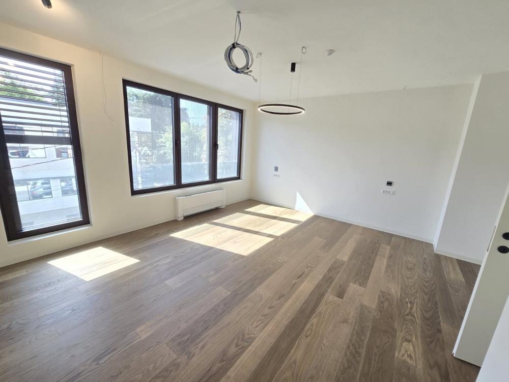 Slika 5 - Neznanog Junaka, Četvorosoban stan na prodaju, 214m2, 1.370.000€