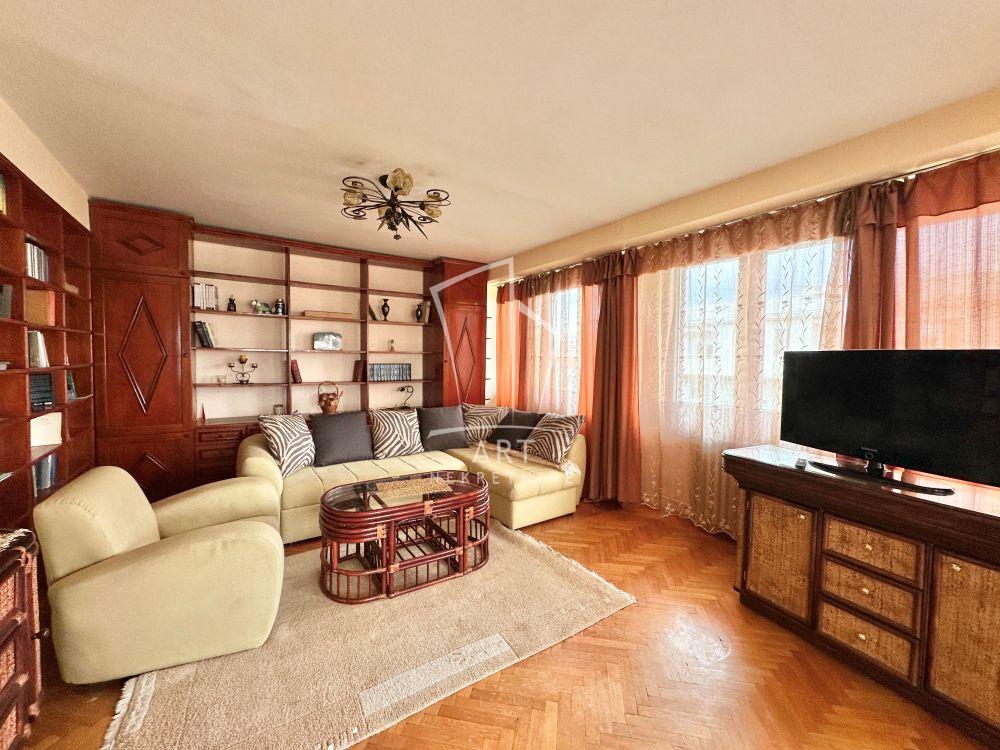 Slika 1 - Hadži Ruvimova, Četvorosoban stan na prodaju, 107m2, 450.000€