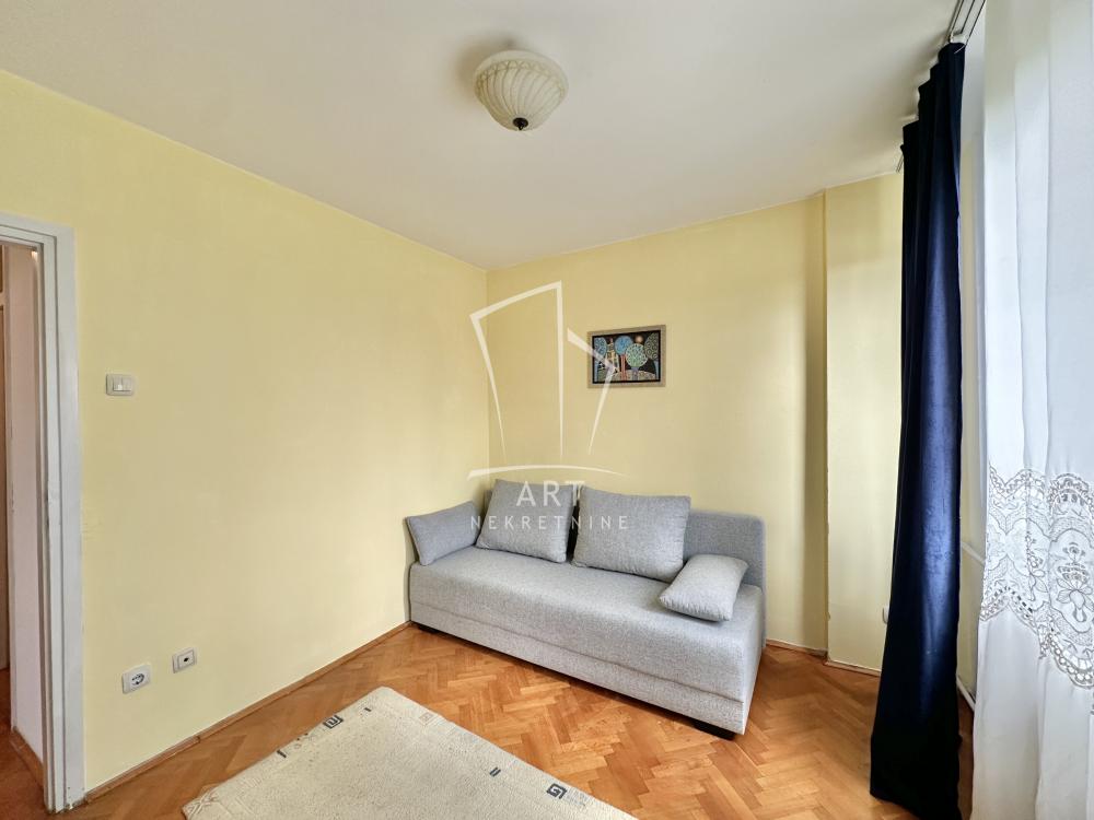 Slika 5 - Hadži Ruvimova, Četvorosoban stan na prodaju, 107m2, 450.000€