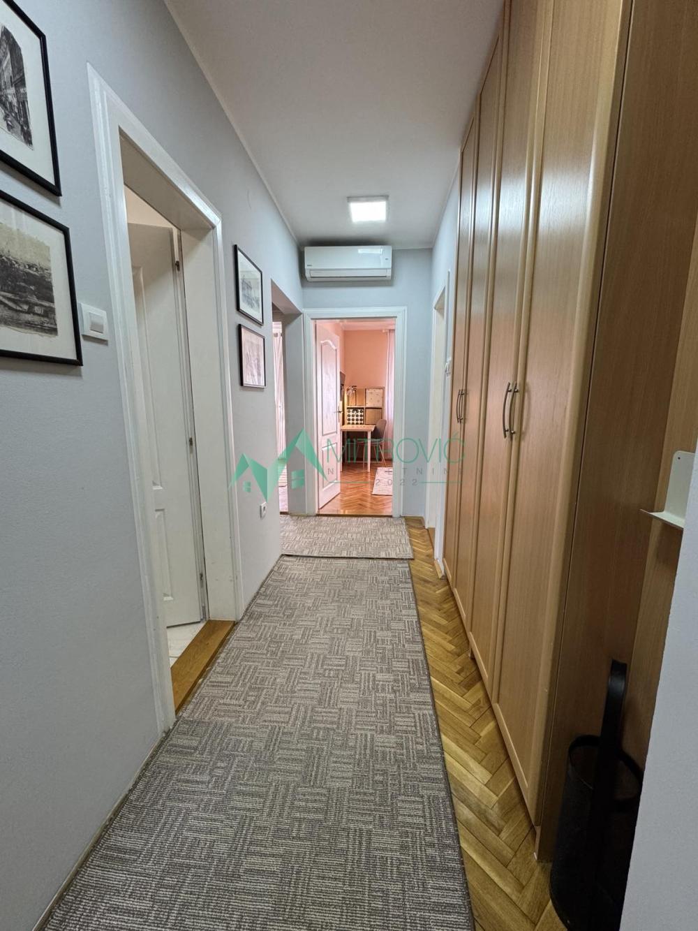 Slika 5 - Trosoban stan za izdavanje, 74m2, 700€