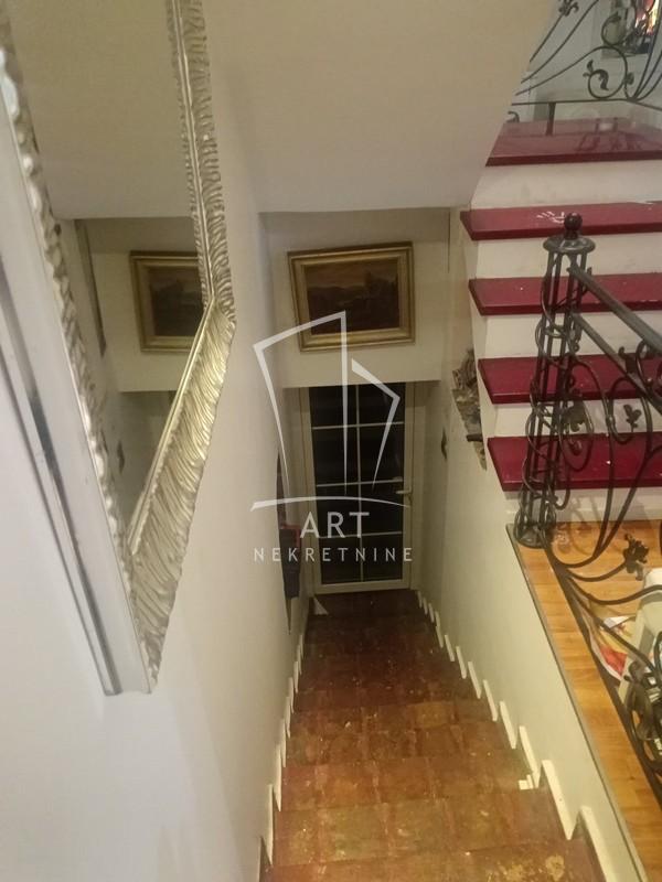 Slika 8 - Belimarkovićeva, Trosoban stan za izdavanje, 142m2, 1.800€