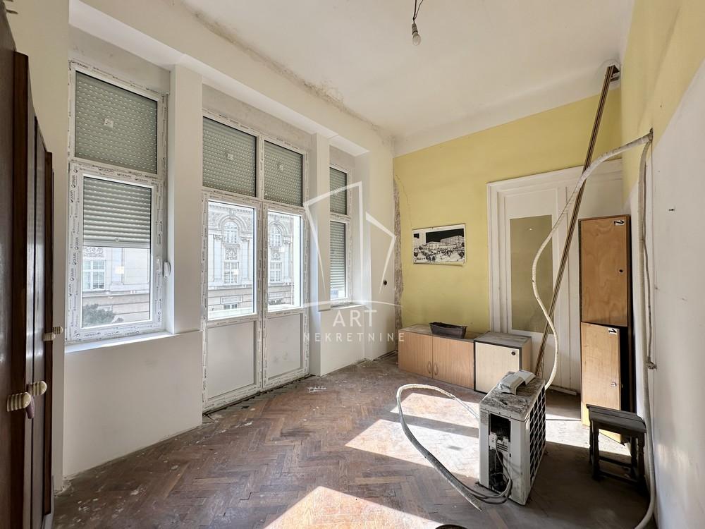 Slika 8 - Kralja Milana,  Stan za izdavanje, 177m2, 1.000€