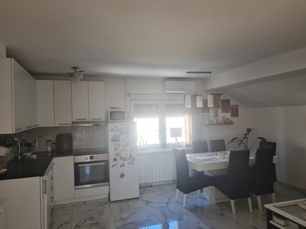 Slika 9 -  Kuća na prodaju, 217m2, 170.000€