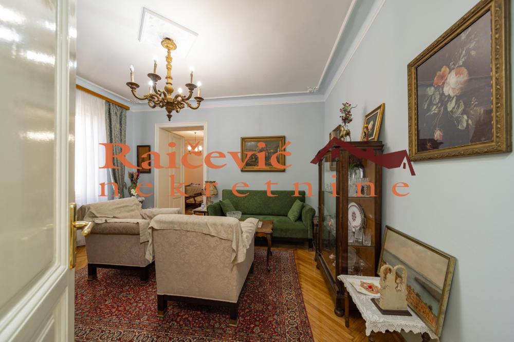 Slika 1 - Boze Jankovica, Trosoban stan na prodaju, 72m2, 220.000€