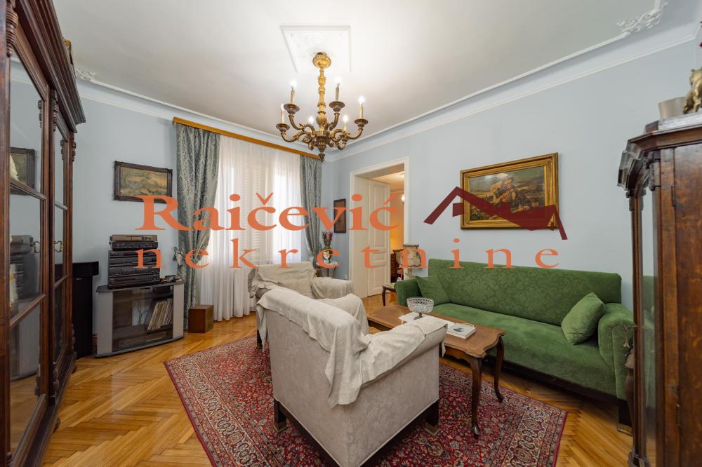 Slika 2 - Boze Jankovica, Trosoban stan na prodaju, 72m2, 220.000€