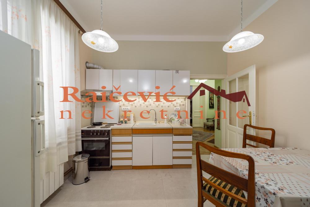 Slika 5 - Boze Jankovica, Trosoban stan na prodaju, 72m2, 220.000€