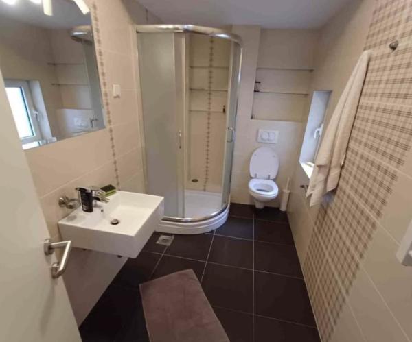 Slika 7 - Kralja Milutina, Trosoban stan za izdavanje, 87m2, 750€