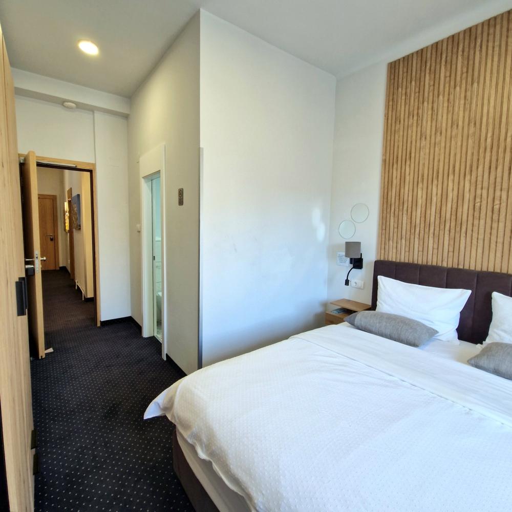 Slika 9 - Knez Mihailova, Šestoiposoban stan na prodaju, 205m2, 1.390.000€