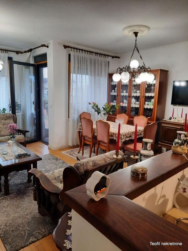 Slika 2 - Petra Kočića, Troiposoban stan na prodaju, 81m2, 320.000€