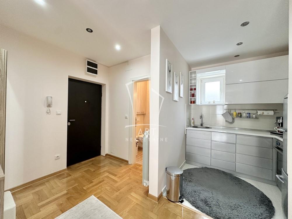 Slika 5 - Braće Todorović, Dvoiposoban stan na prodaju, 64m2, 240.000€