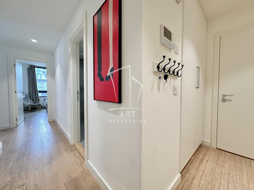 Slika 3 - Luke Ćelovića Trebinjca, Trosoban stan na prodaju, 95m2, 400.000€