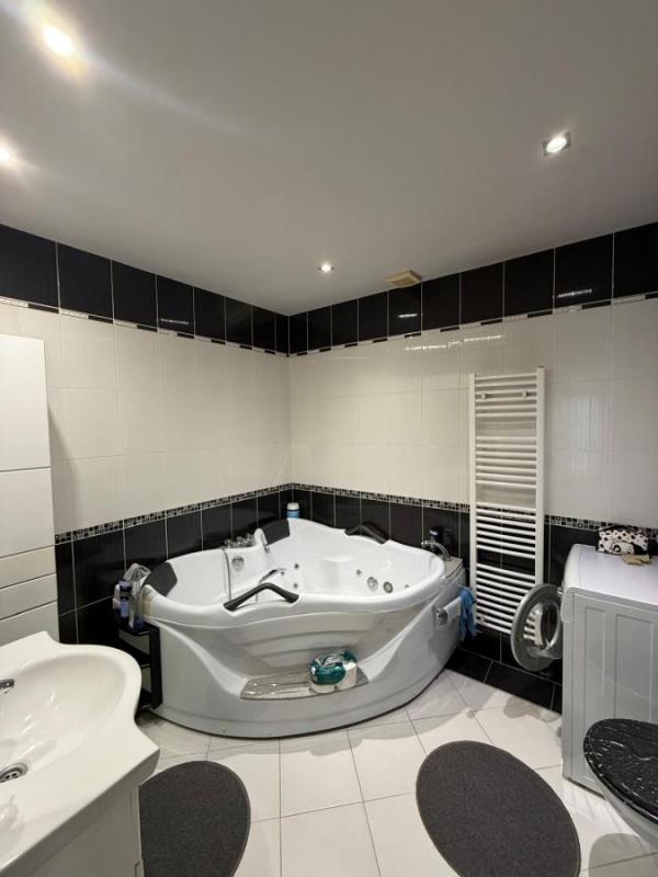 Slika 7 -  Kuća za izdavanje, 130m2, 1.200€