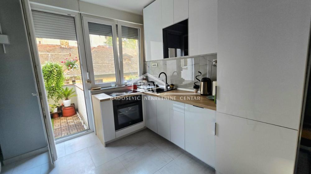 Slika 4 - Cetinjska, Dvosoban stan na prodaju, 45m2, 330.000€