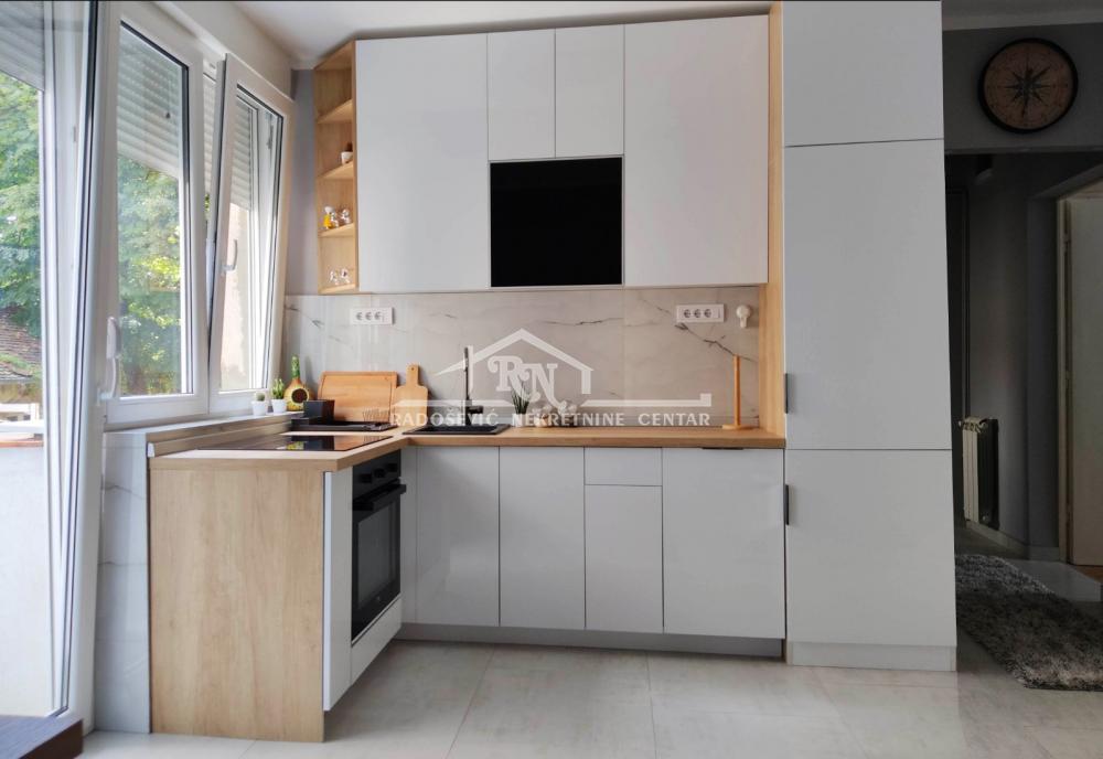 Slika 5 - Cetinjska, Dvosoban stan na prodaju, 45m2, 330.000€