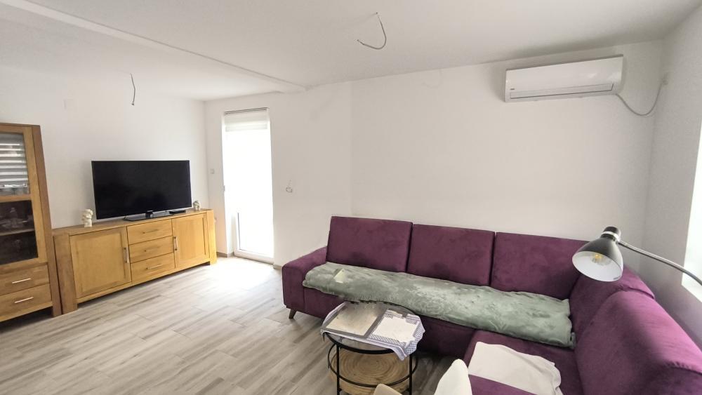 Glavna slika -Trosoban stan na prodaju, 72.91m2, 150.000€