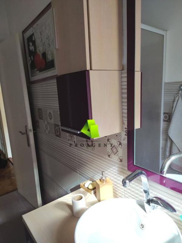 Slika 9 - Dvosoban stan za izdavanje, 80m2, 500€