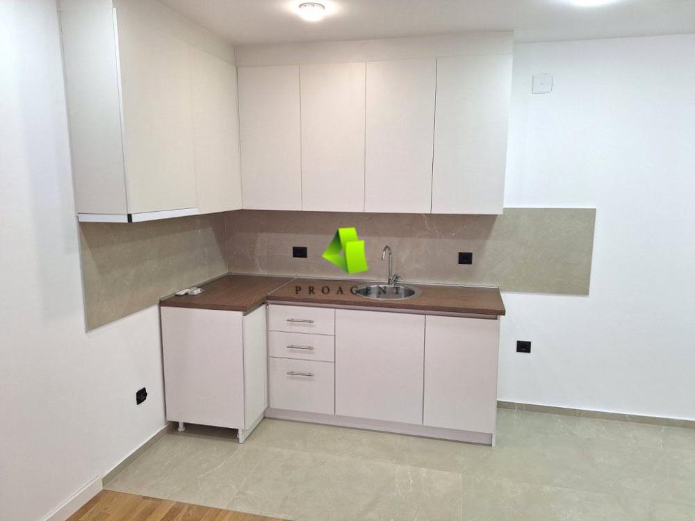 Slika 3 -  Lokal za izdavanje, 50m2, 400€