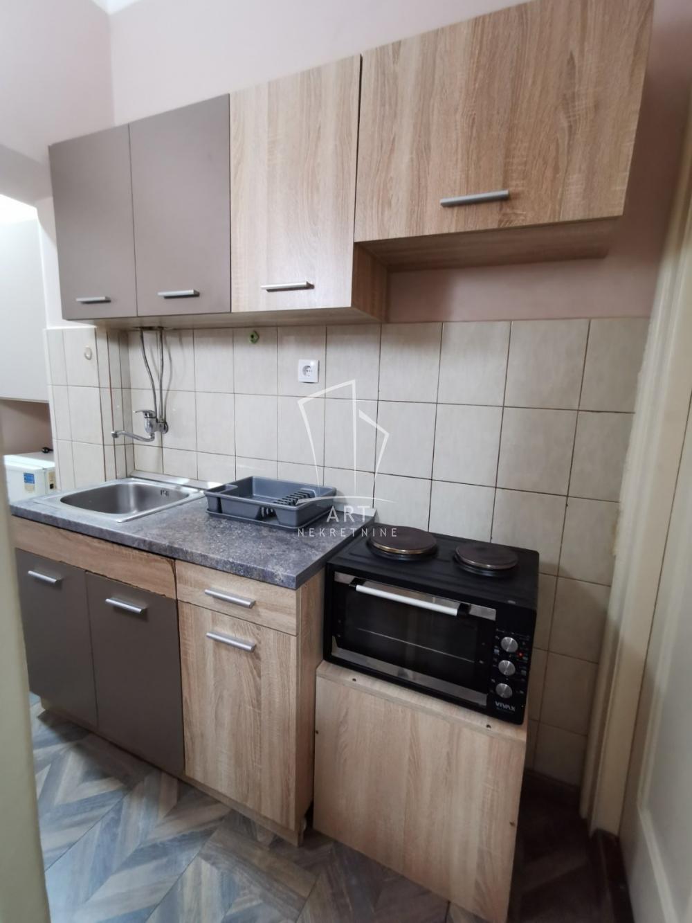 Slika 8 - Skadarska, Dvosoban stan za izdavanje, 24m2, 450€