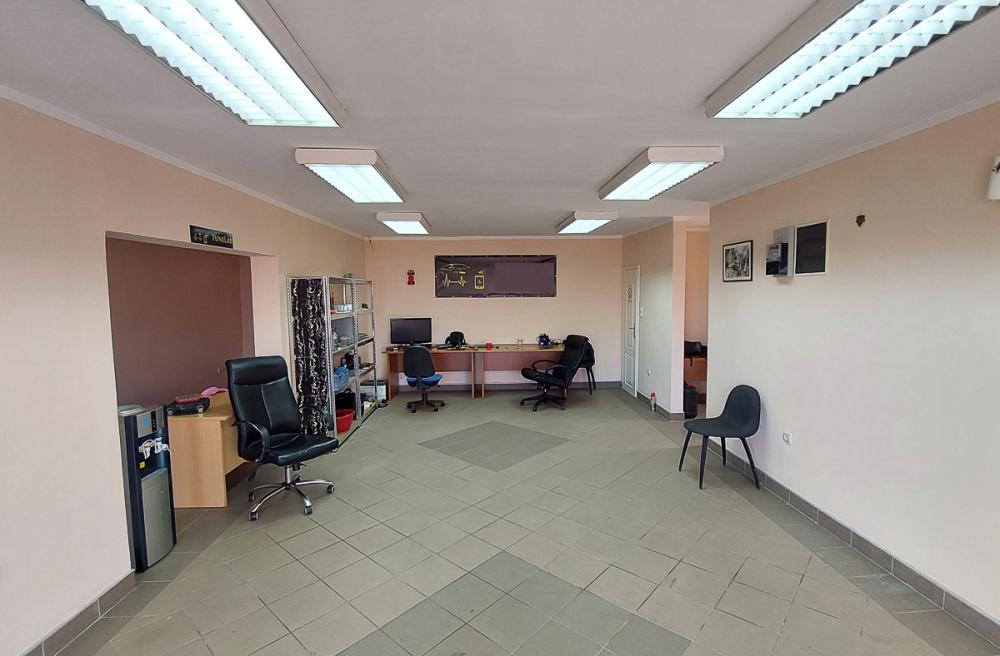 Slika 6 - Pancevacki put,  Lokal na prodaju, 390m2, 450.000€