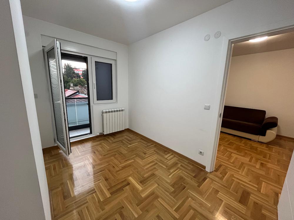 Slika 5 - Sabacka, Dvosoban stan za izdavanje, 45m2, 650€