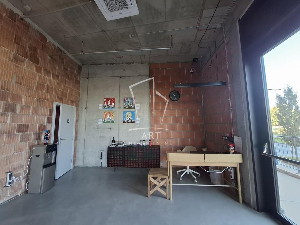 Slika 4 - Dunavska,  Lokal za izdavanje, 86m2, 2.200€