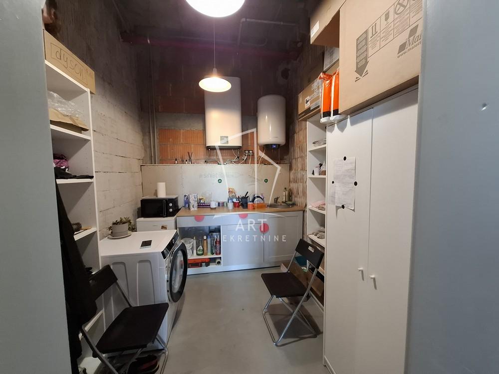 Slika 5 - Dunavska,  Lokal za izdavanje, 86m2, 2.200€