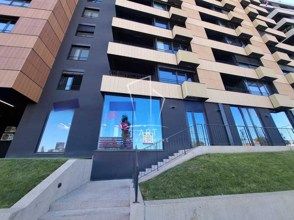 Slika 8 - Dunavska,  Lokal za izdavanje, 86m2, 2.200€