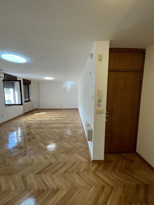 Slika 1 - Dvosoban stan na prodaju, 63m2, 180.000€