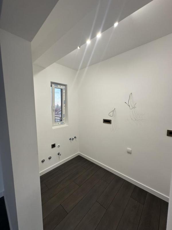 Slika 8 - Četvorosoban stan na prodaju, 91m2, 238.000€