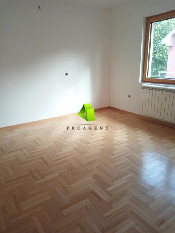 Slika 4 -  Lokal za izdavanje, 600m2, 4.600€