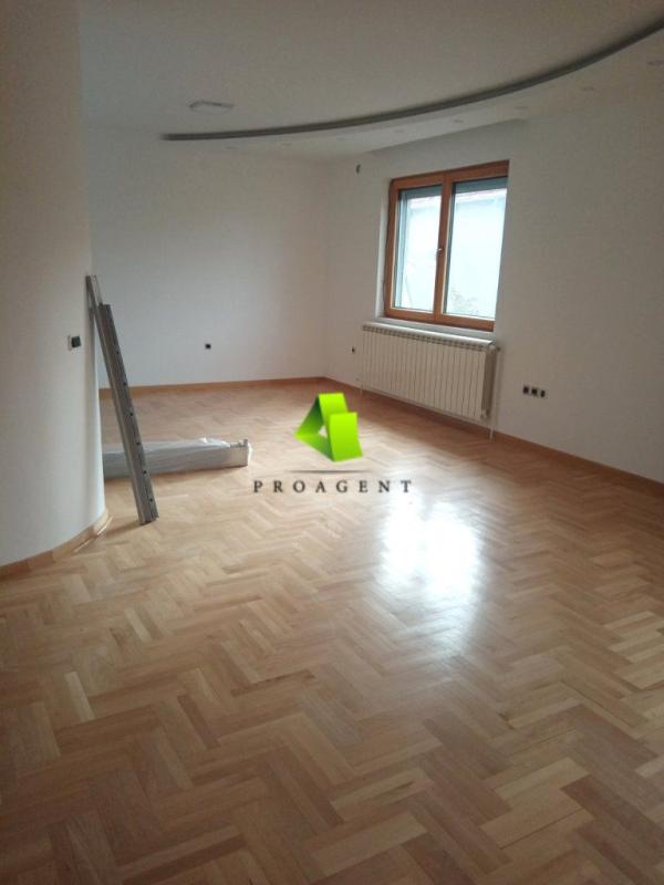 Slika 2 -  Lokal za izdavanje, 600m2, 4.600€