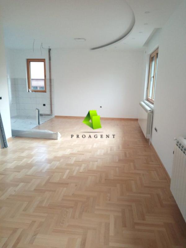 Slika 1 -  Lokal za izdavanje, 600m2, 4.600€